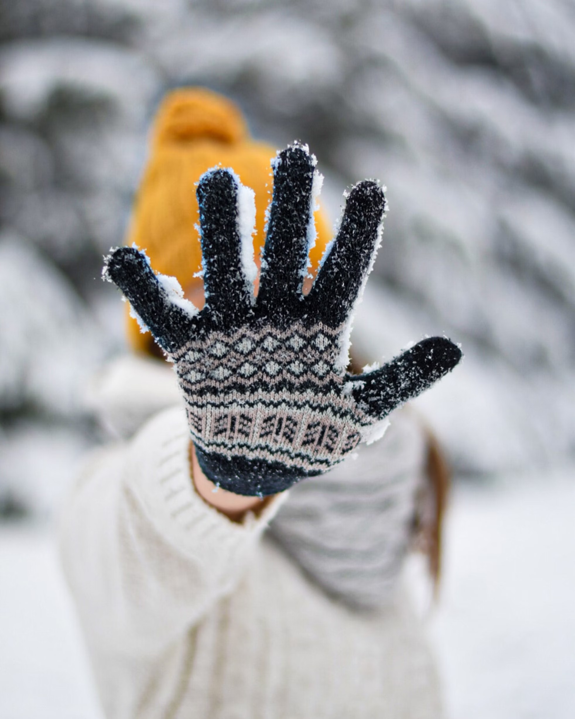 Frostbite Fighter Knit Gloves